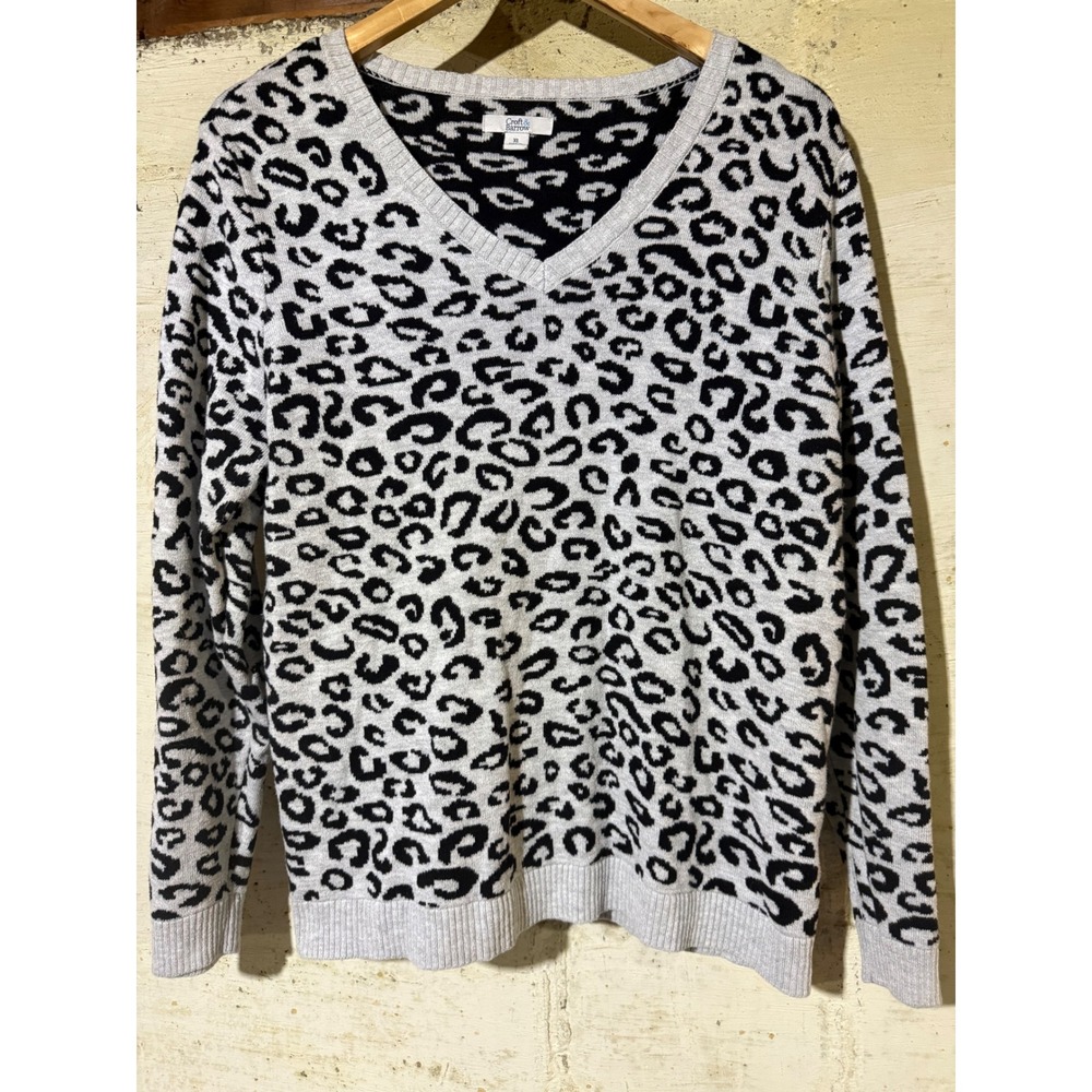 Croft & Barrow Women's XL Snow Leopard V-Neck Sweater Knit Long Sleeve Pullover